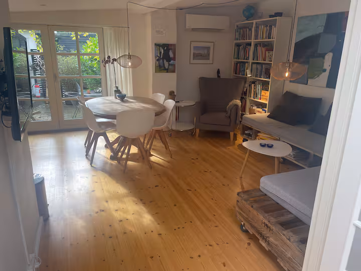 Charming town house, Living room and kitchen