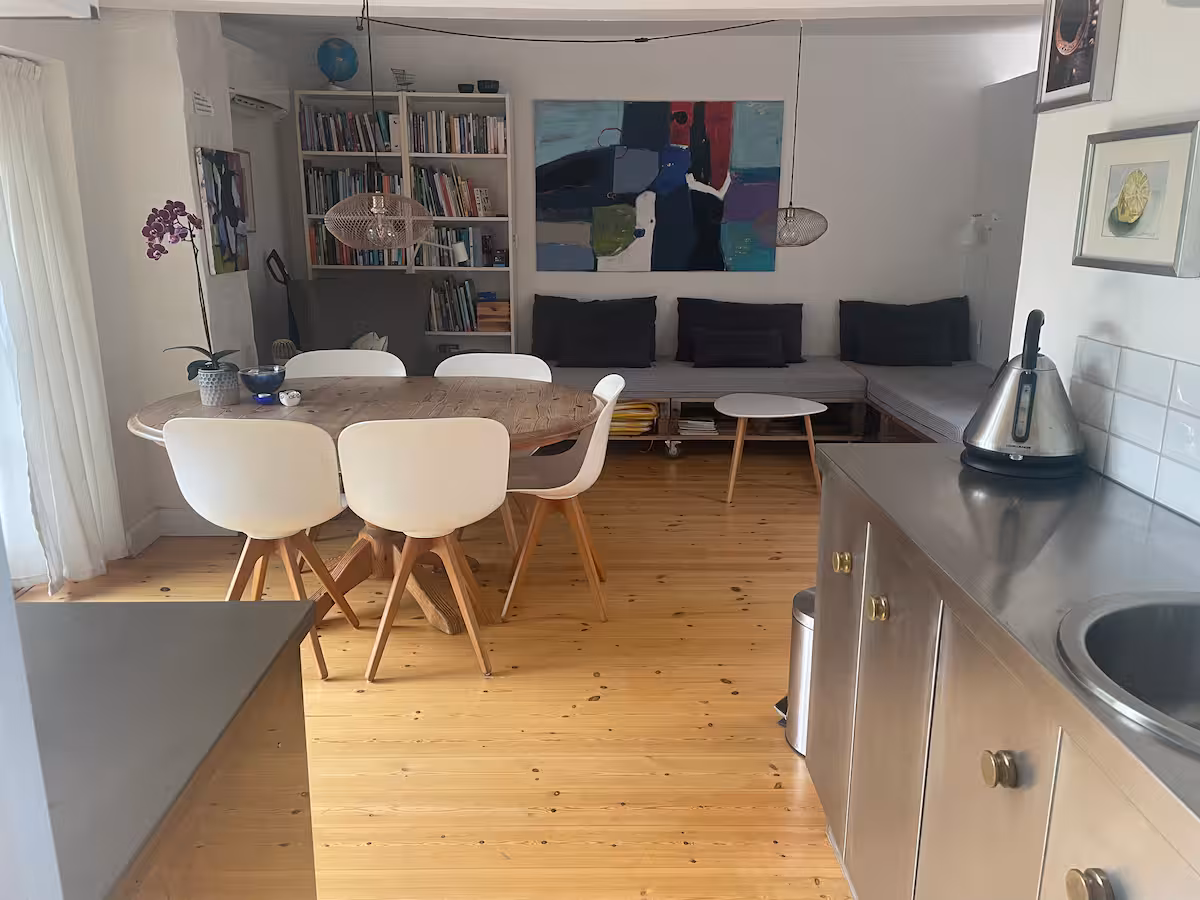 Charming town house, Living room and kitchen