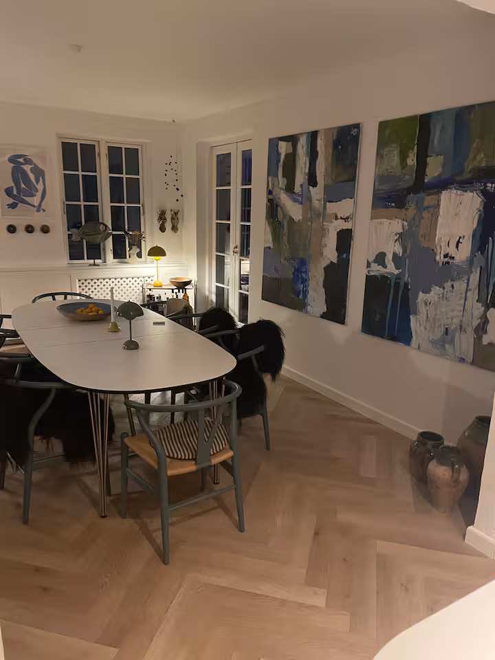 The Villa, Dining area