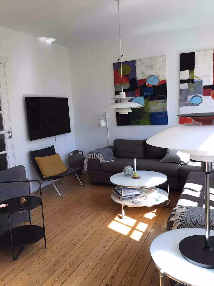 The Villa, Living room 2